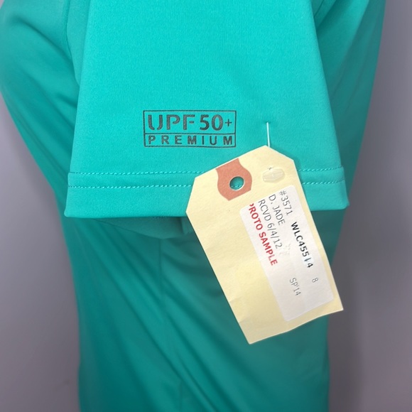 Xcel Women’s Rash guard - Picture 3 of 4